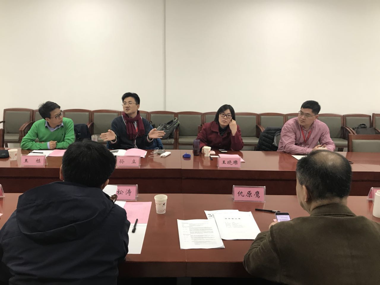 情侣做爱
领导见面会2